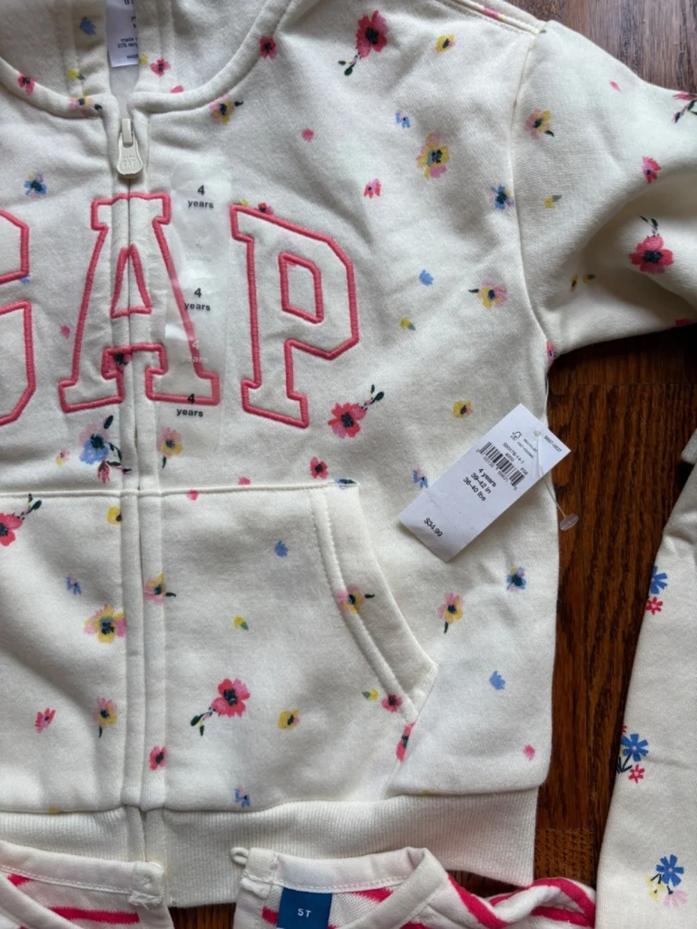 New with tag gap and old navy girls hoodie and fleece bundle with t shirts
